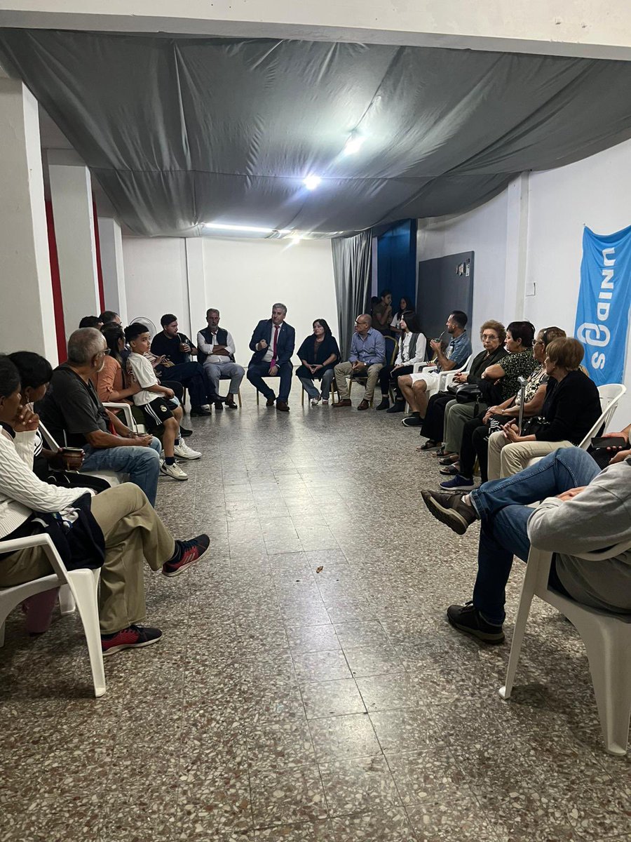 Productiva reunion de trabajo de la <a href="/lista71/">Lista 71 [oficial]</a> en el municipio G en nuestro local de Sayago !!! Nuestro Diputado <a href="/_RodriguezJuan_/">Juan M. Rodríguez 7️⃣1️⃣</a> y nuestro Edil <a href="/GabrielCunhauy/">Gabriel Cunha</a> estuvieron presentes junto a muchos compañeros !!! Gracias Maria y Fabian por el gran trabajo que están realizando