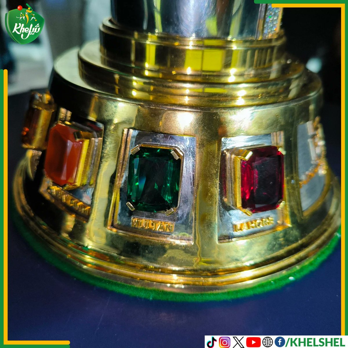 khelshel's tweet photo. How do you rate this trophy out of 10??

A complete 360° look at the PSL 11 trophy 🏆 Every angle tells a story of Pakistan’s biggest cricket prize.

#PSL11 | #PSLTrophy | #PakistanSuperLeague | #PSL | #CricketPakistan | #Cricket | #KhelShel https://t.co/TG562Cxw6M