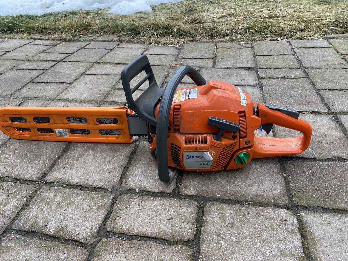 Angelsforever86's tweet photo. Pulled out the hard core gas powered machines today tree pruning has taken a turn #treepruning #chainsaw #hedgepruner #gaspowered
Have any of my followers ever used a chainsaw? https://t.co/otfNNfzOID