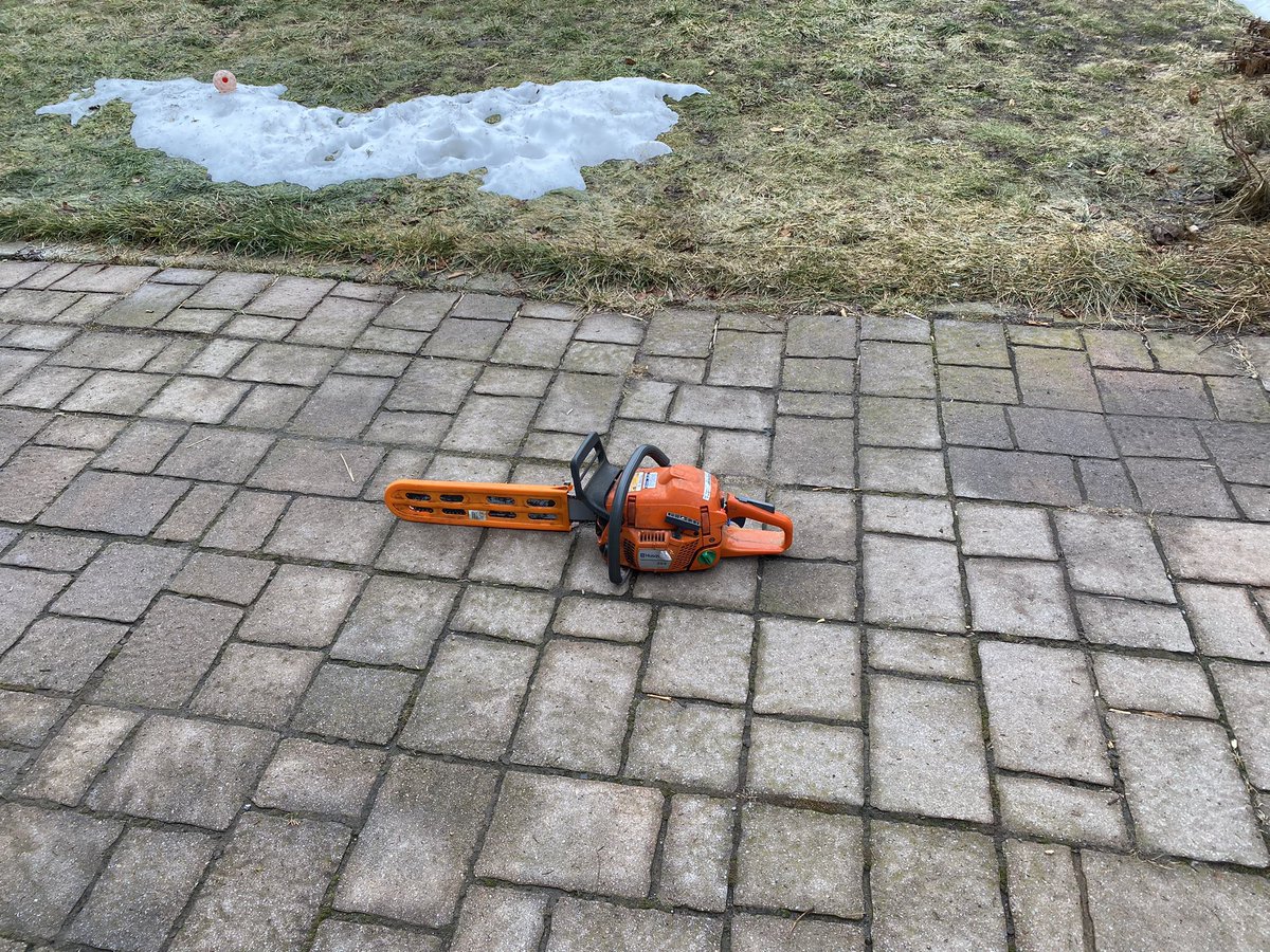 Angelsforever86's tweet photo. Pulled out the hard core gas powered machines today tree pruning has taken a turn #treepruning #chainsaw #hedgepruner #gaspowered
Have any of my followers ever used a chainsaw? https://t.co/otfNNfzOID