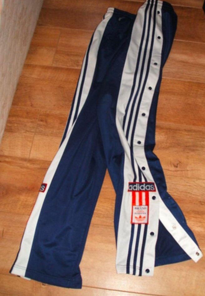 Retro 80's 90's 2000's tweet media