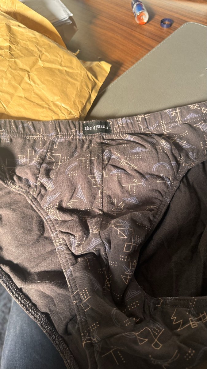 BriefsGuyUk tweet media