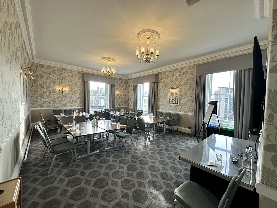 CP Royal Victoria tweet media