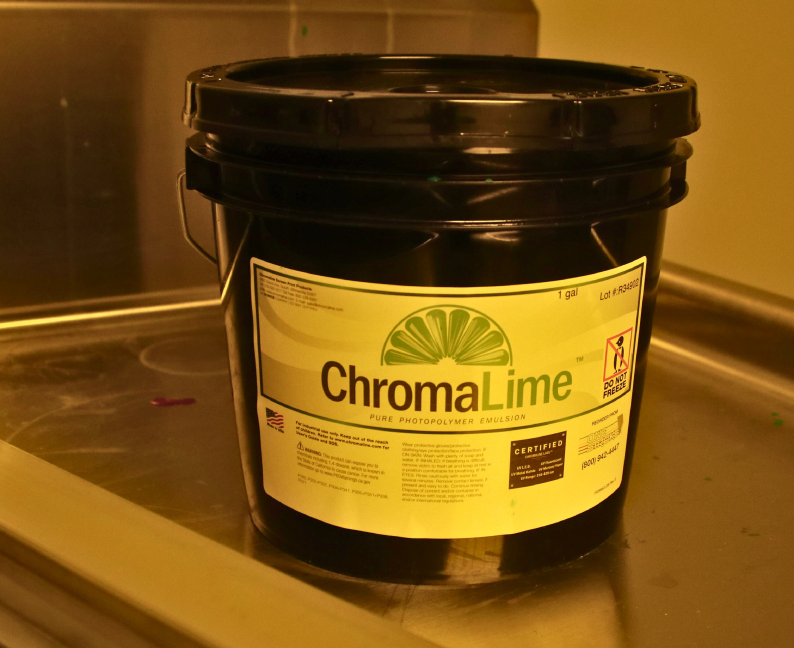 onestrokeinks's tweet image. Boost Screen Quality with ChromaLime Emulsion!

Get more info here: mailchi.mp/osinks/31126

#ScreenPrinting #VibrantColors #screenprint #screenprinted #screenprinter #screenprinters #screenprintlife #OneStrokeInks