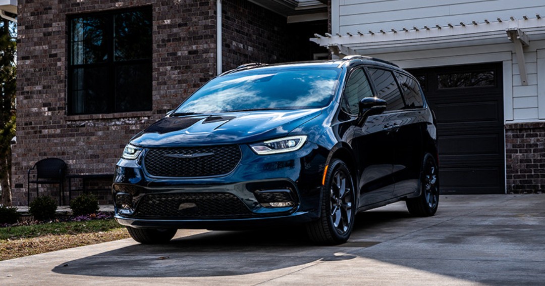 Luxury meets versatility. The Chrysler Pacifica redefines what a minivan can be. Style, comfort, and innovation all in one ride.

#ChryslerPacifica #Pacifica2025 #Chrysler #MinivanLife #FamilyFirst