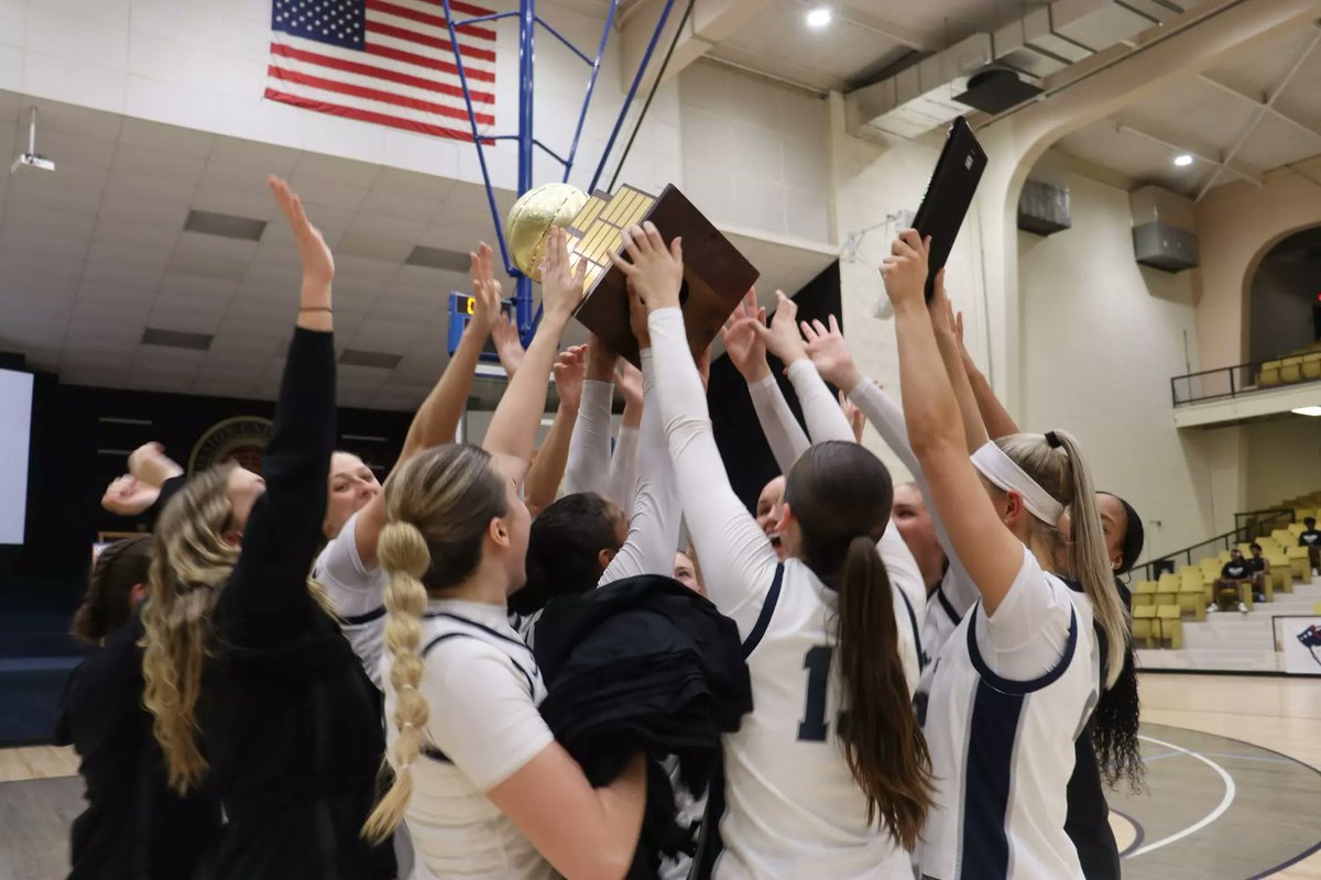 Columbia College tweet media