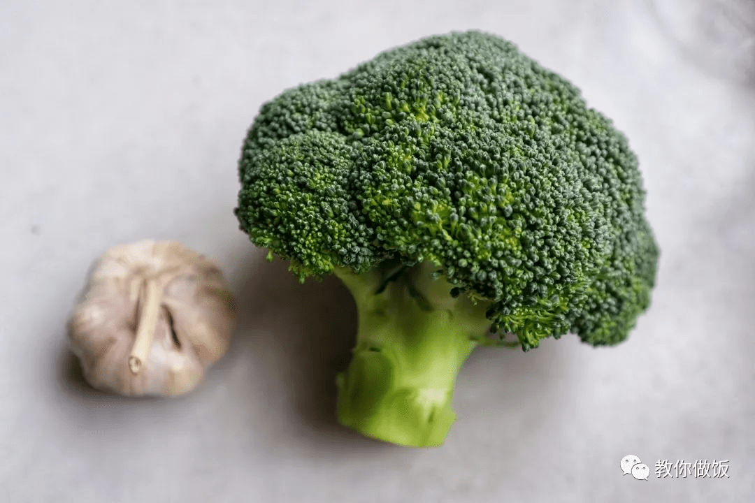 外滙絞易員. tweet media