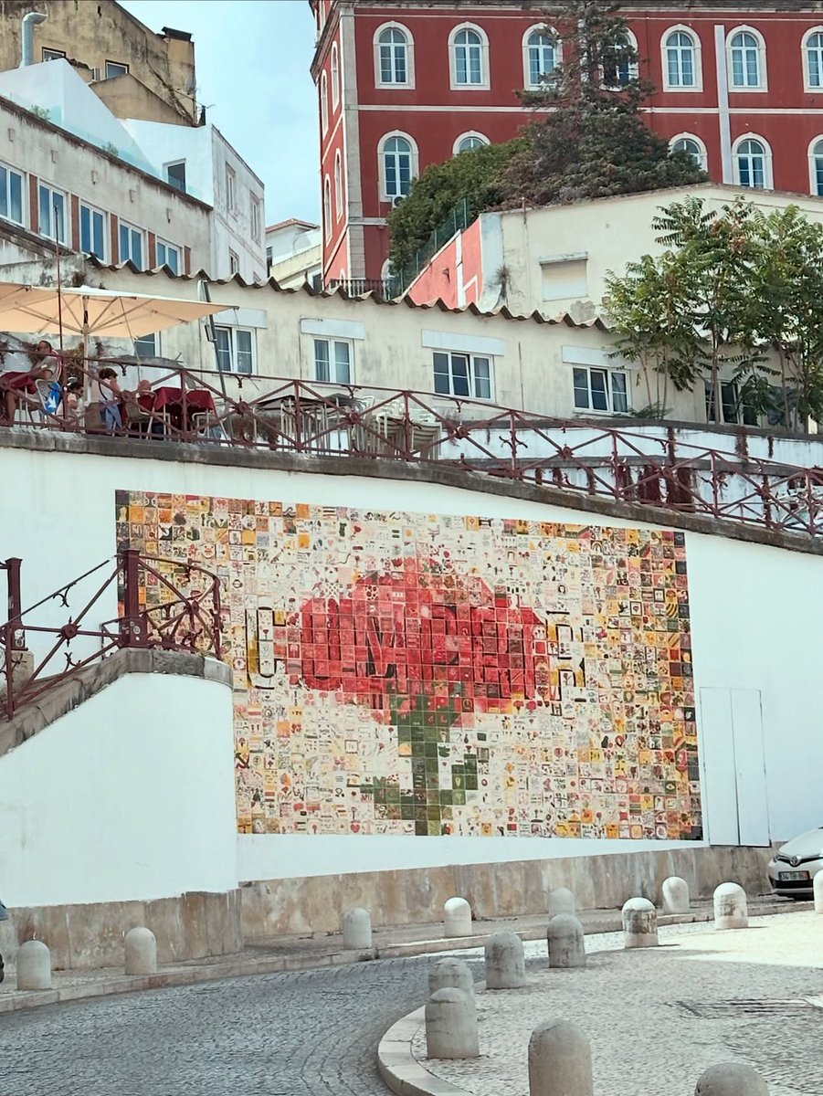 VisitLisboa tweet media