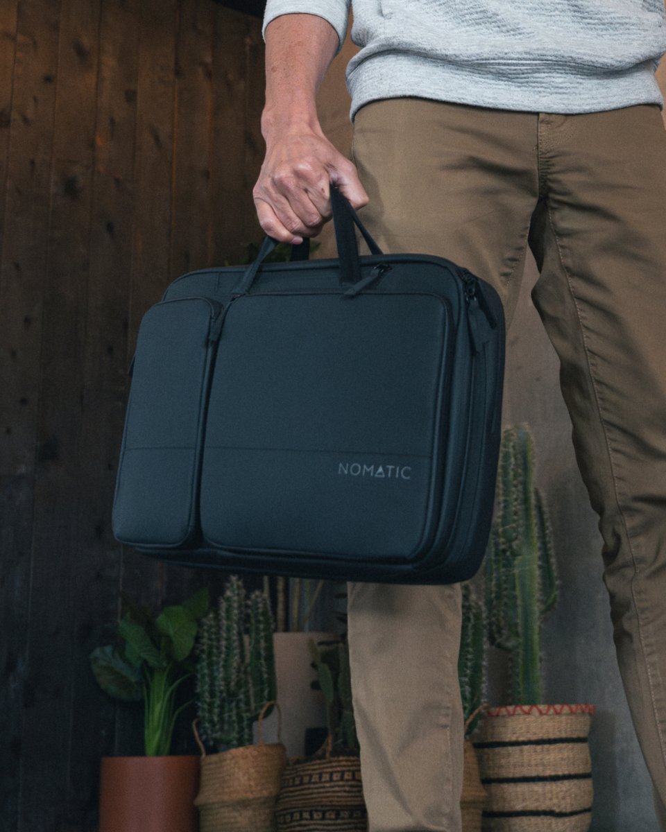 Nomaticgear's tweet image. Confidence is the absence of friction. 

When every pocket has a purpose, you can stop searching and start doing. 

Gear that keeps up with you. 

See the full setup. Link in bio.

 #LifeOnTheMove #Nomatic #Organization #Momentum #DigitalNomad