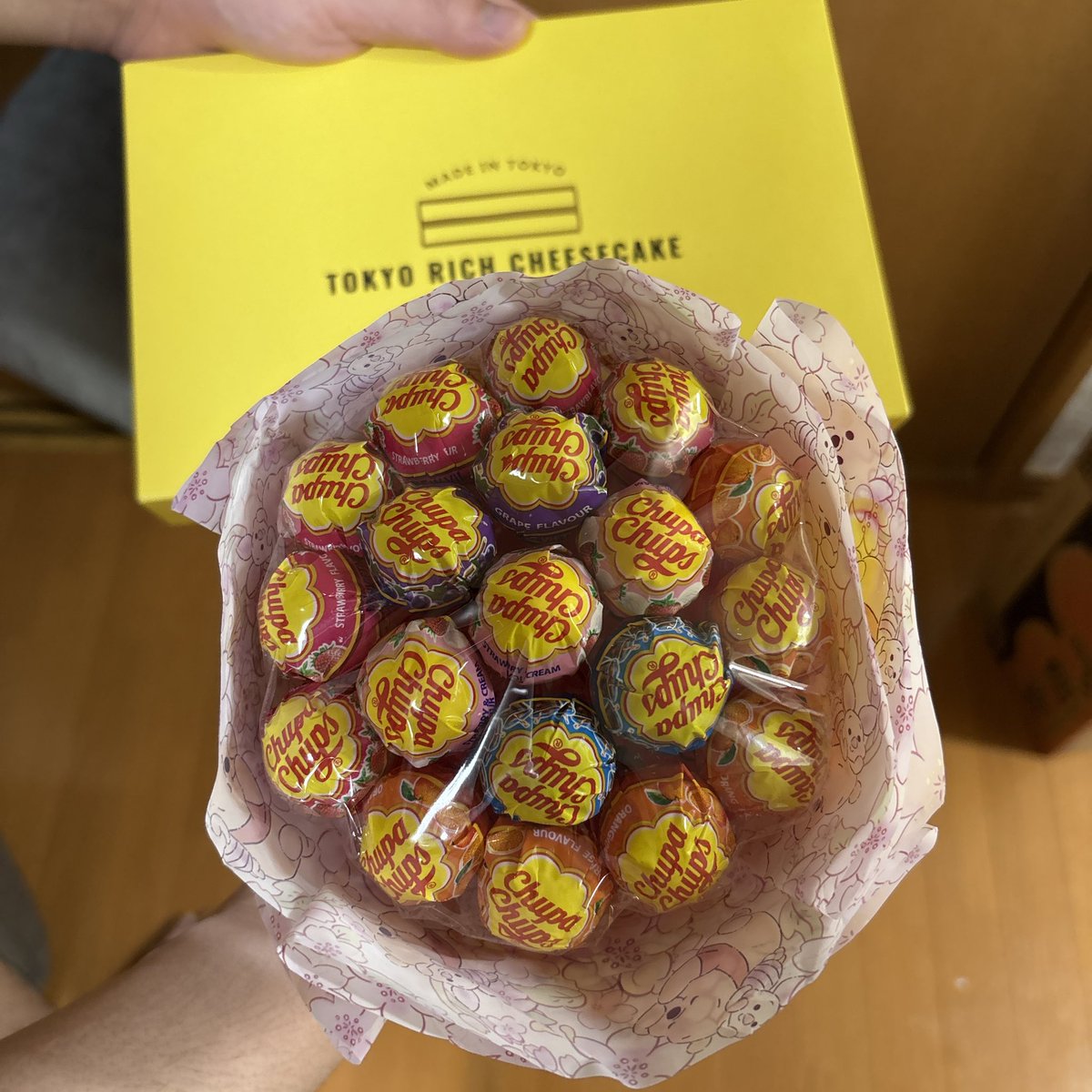 辛抱キャット tweet media