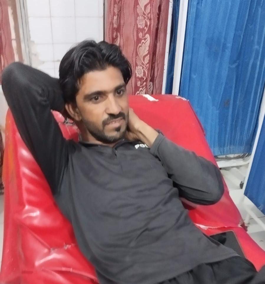 MajidSamad4's tweet photo. تربت۔۔شاہ آباد آبسر میں پولیس گاڑی فائرنگ، ایک پولیس اہلکار عدیل زخمی، پولیس ذرائع https://t.co/MHo4nkr1hK