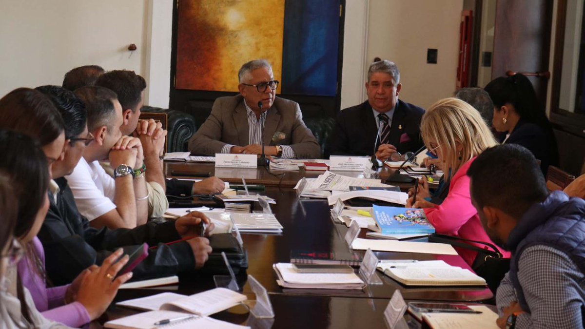 alejabolivarian's tweet photo. #Venezuela Comisión de Administración de la AN evaluará propuesta de Ley de Residuos y Desechos Sólidos. https://t.co/VS6sLgS9tL