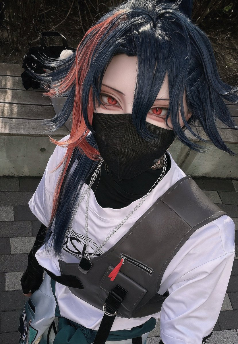 00husky_'s tweet photo. ⚠︎cos https://t.co/oa1ykGcyfW