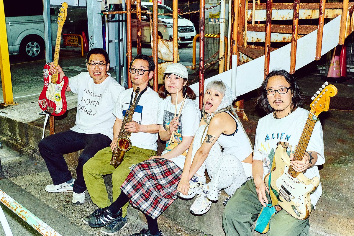 lessthanTV tweet media