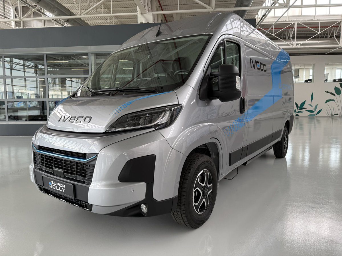 davehill62's tweet photo. Day one at the @IVECO Turin centre learning all things Electric @IVECOUK @JDPower https://t.co/sflKkHSQEd