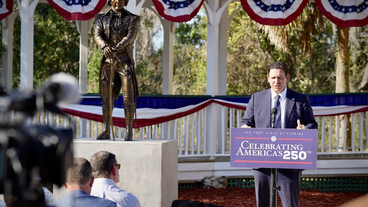 Ron DeSantis tweet media