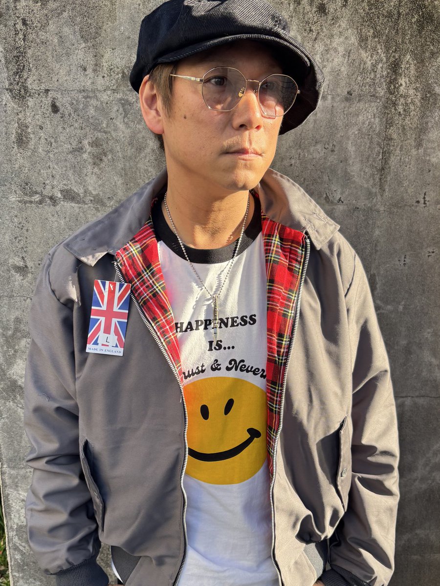 NEVERTRUST tweet media