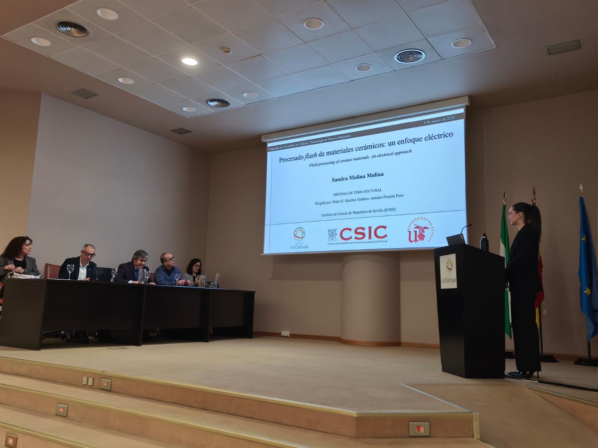 ICMSevilla's tweet photo. 🎉 Congratulations to Sandra Molina for the outstanding defense of her thesis Flash Processing of Ceramic Materials: An Electrical Approach!
👏🔬 Proud and inspired by this great academic achievement!
#PhDDefense #DoctoralThesis #MaterialsScience #Ceramics #Research #Science https://t.co/UuYamC9L3Y