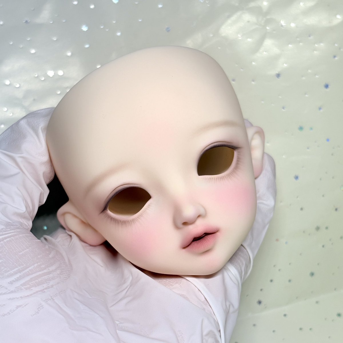 이불 _ bjd face up tweet media
