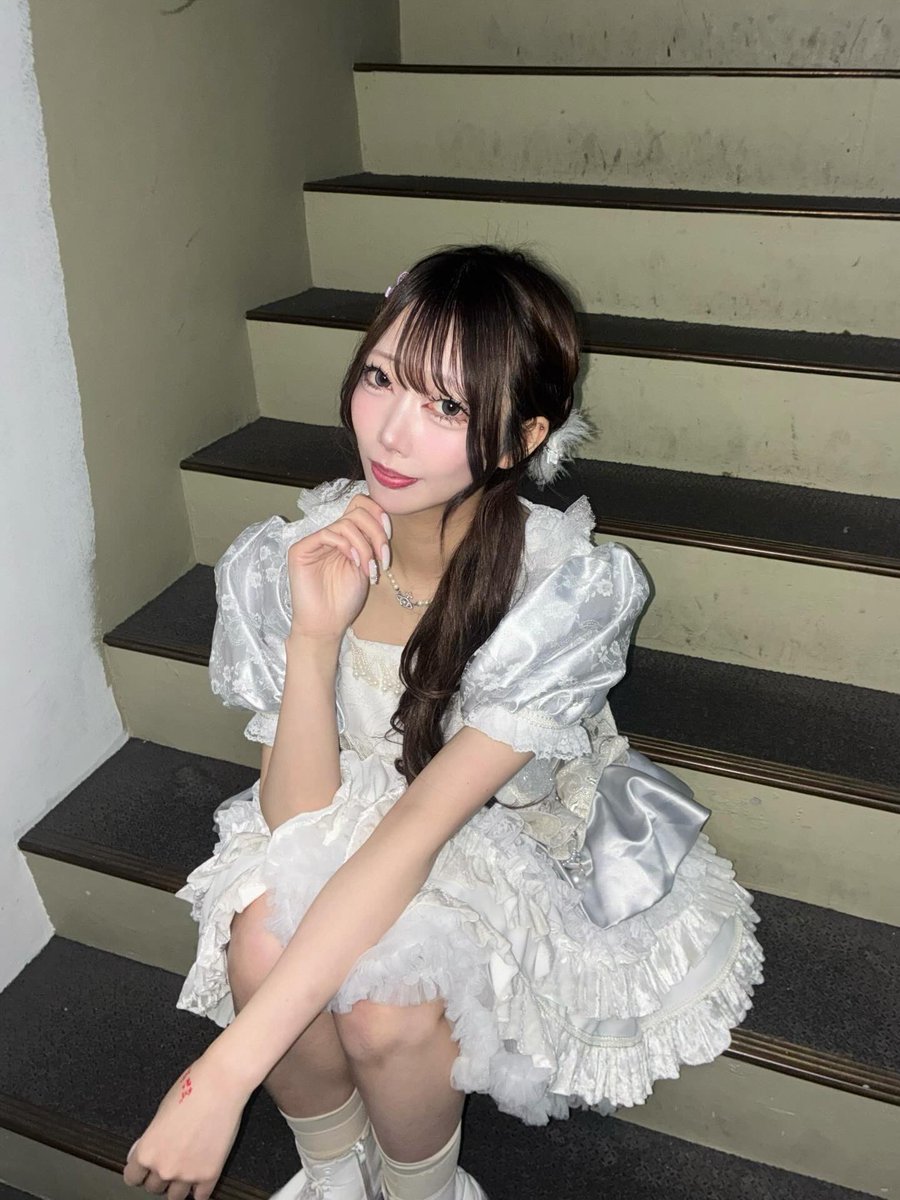 儚月れあ (colorin'c) tweet media