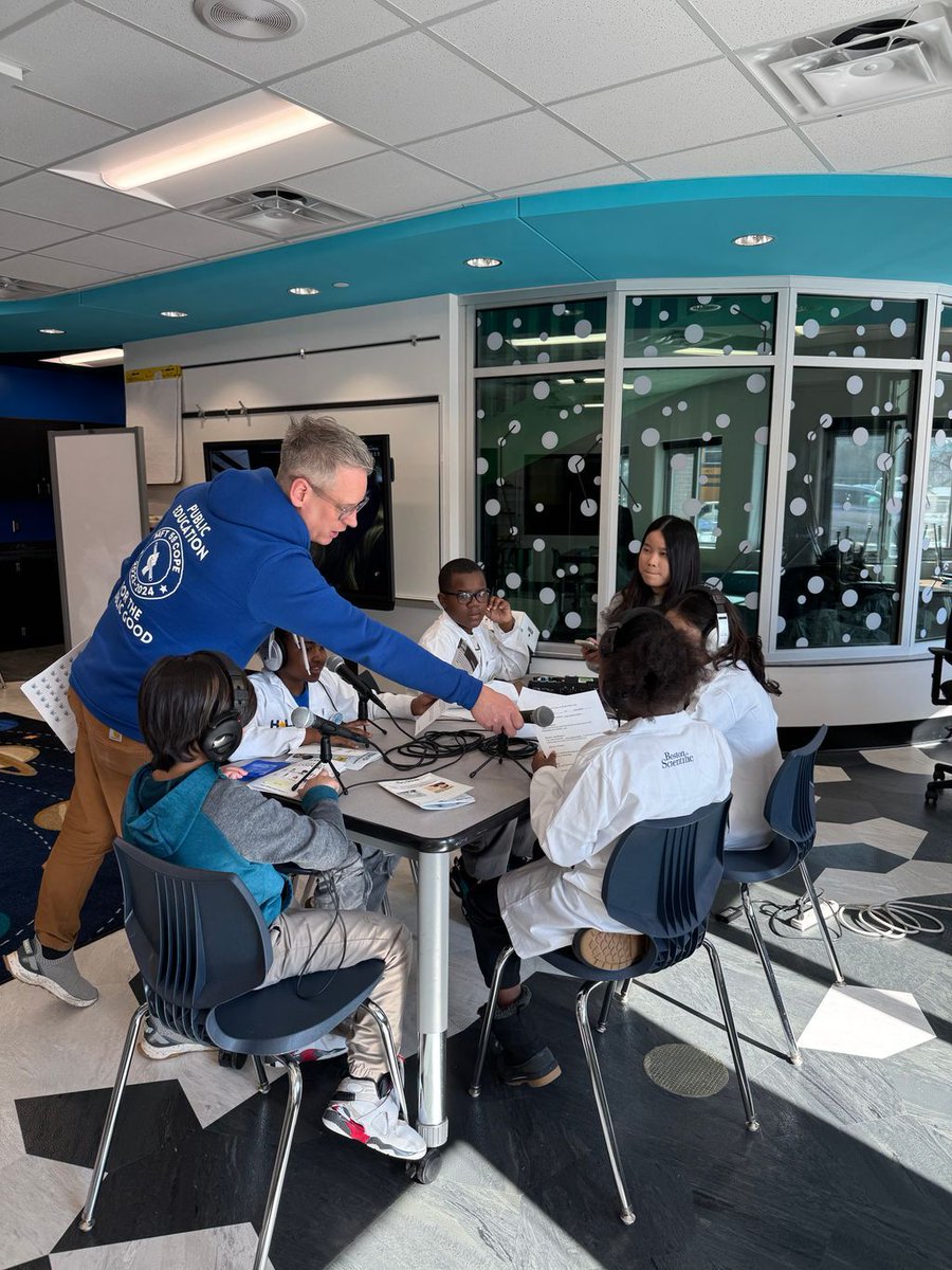 Jazz88 KBEM tweet media