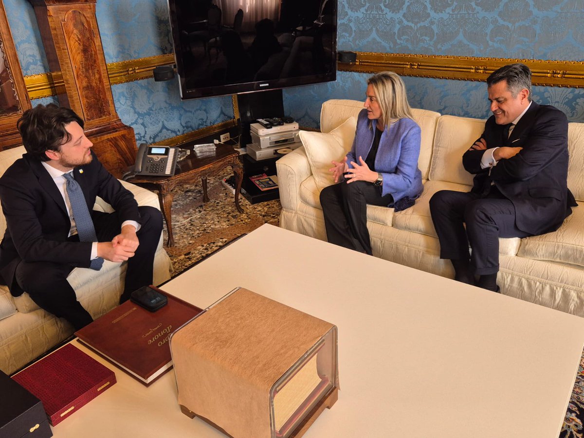 milagrostolon's tweet image. Me he reunido con Alberto Stefani, presidente de la región del #Véneto, en #Italia, territorio anfitrión de los Juegos Olímpicos y Paralímpicos #CortinaMilano2026.

El deporte es una herramienta de inclusión social y de igualdad de oportunidades. Sigamos avanzando.
#TeamEspaña