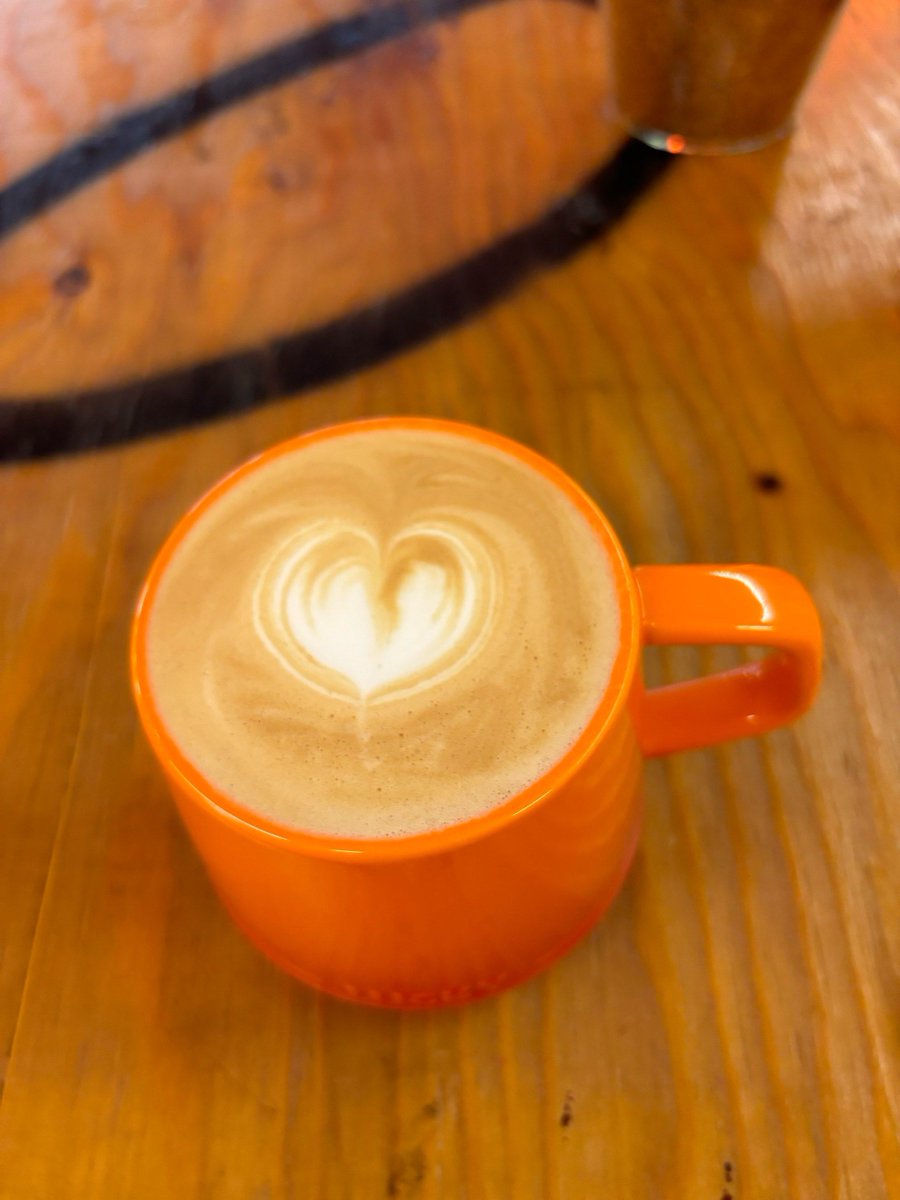 CHATCHAWAN tweet media