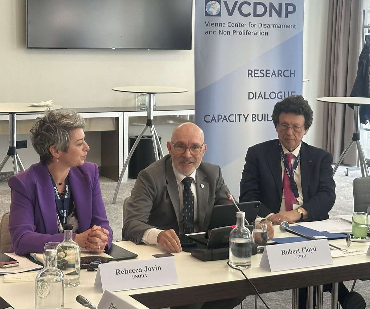 Robert Floyd tweet media