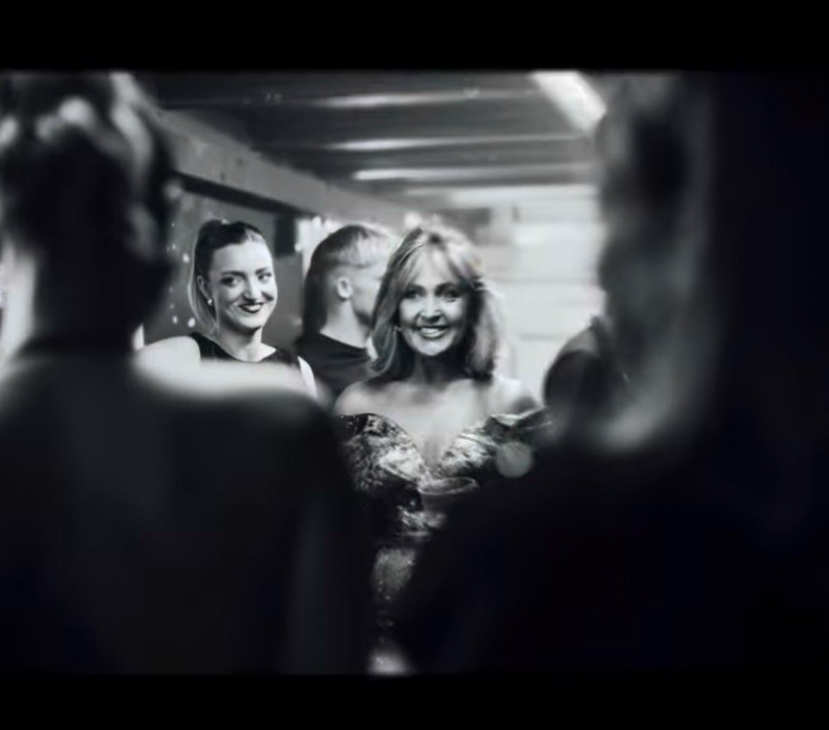 millylovesMM tweet media