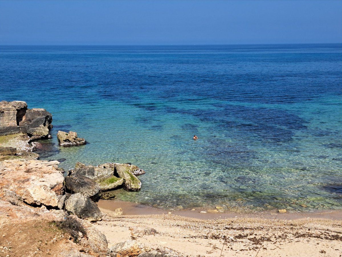 Mi raccomando, andate tutti a Dubai, così qua stiamo più larghi 😉