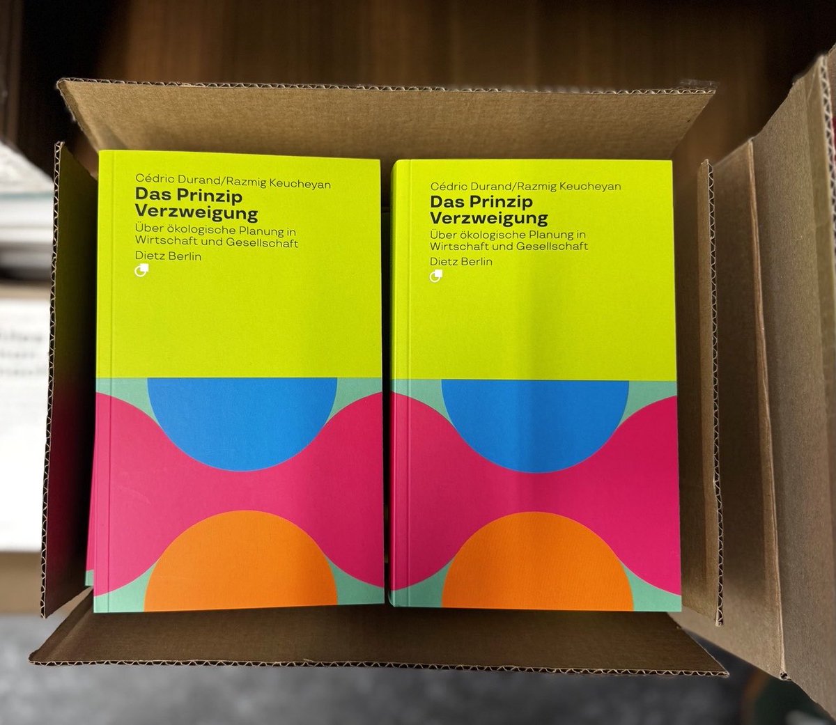 Karl Dietz Verlag Berlin tweet media