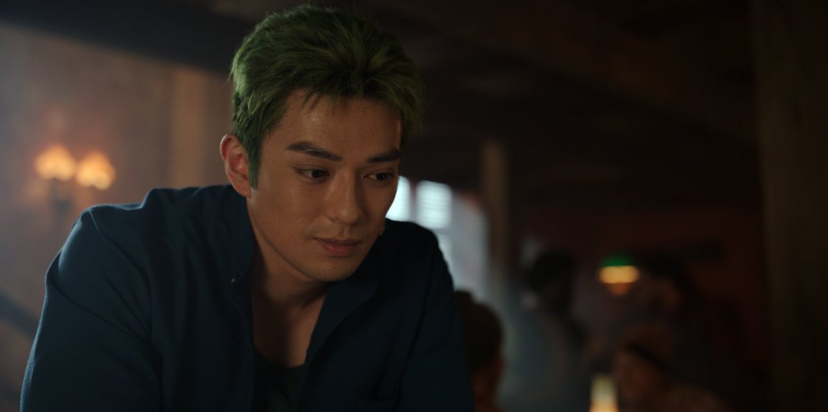 rue 𖤐 tweet media