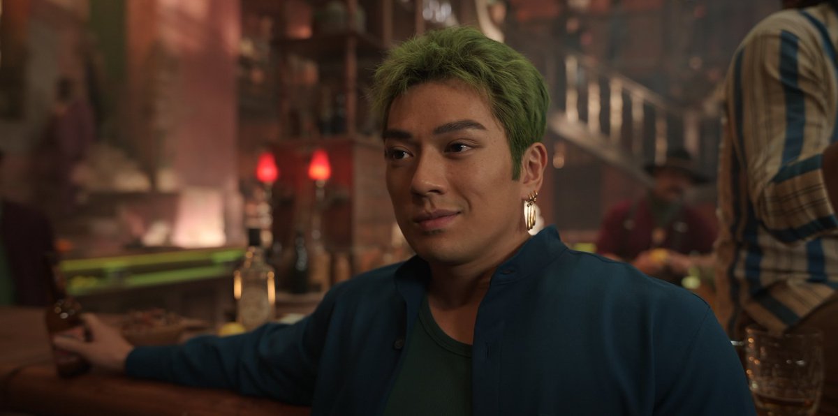 rue 𖤐 tweet media