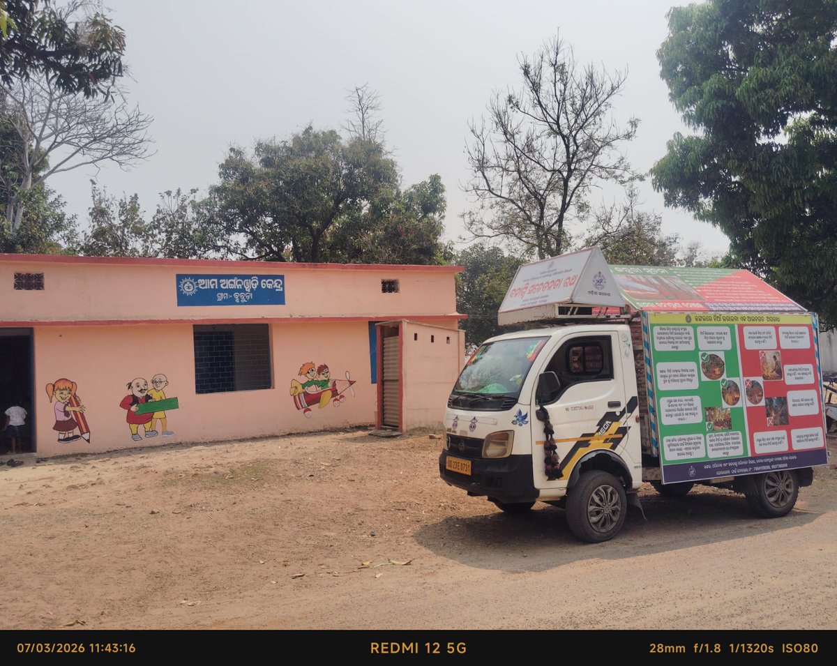 DFO_Bamra's tweet photo. “#Banagni_Sachetanata_Rath” spreading #awareness on forest #fire 🔥prevention across #GPs, #Schools &amp; #Anganwadi_Kendras under #Bamra WL Division, encouraging community participation to safeguard #forests🌳 &amp; #wildlife🐘🦌.
@PCCFWL_Odisha @pccfodisha @SambalpurRccf @ForestDeptt https://t.co/OC9NBU4CkB