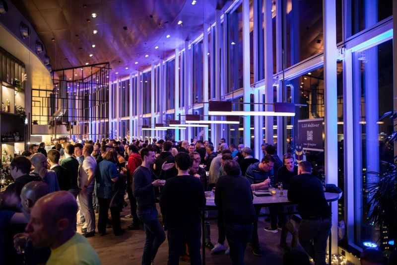 isovalent's tweet photo. #KubeCon Amsterdam is less than two weeks away and Hive Mind Mingle spots are going fast! 🚲💨

Join us Wednesday evening, March 25, for great food, Amsterdam skyline views, and buzzing conversations with the cloud native community. 🐝

👉 https://t.co/bTdJl1bJ6i https://t.co/kYkl9ub5r6