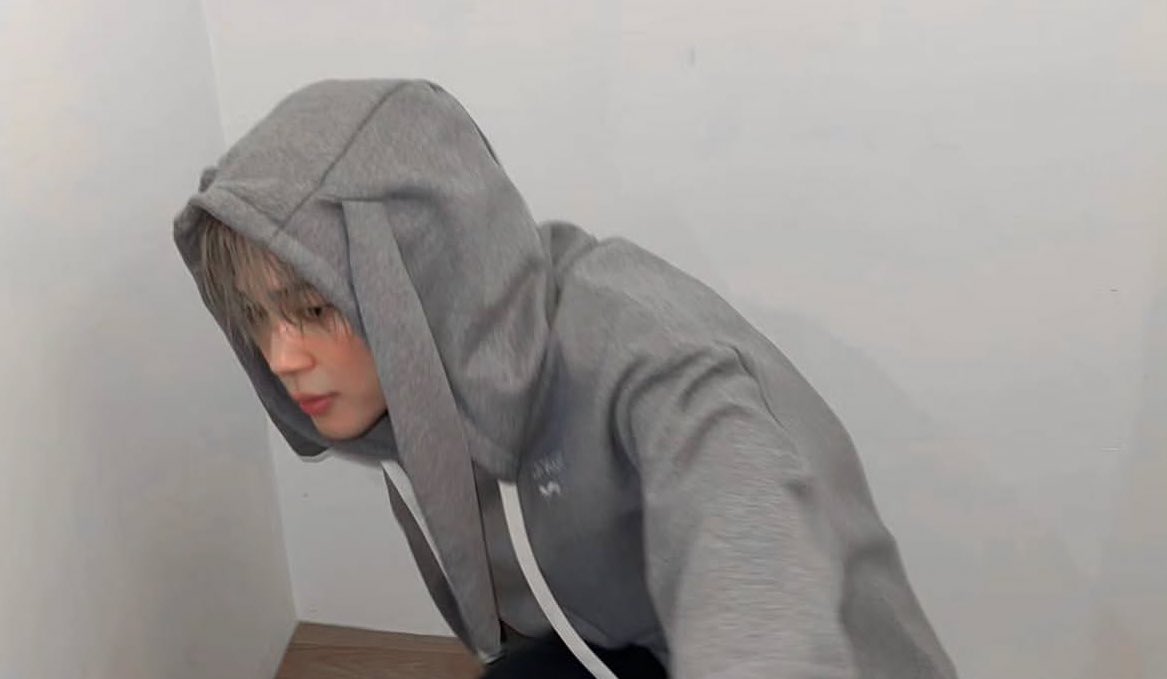 shyjjmn's tweet photo. his bunny shirt being posted on insta eventually.. I smiled https://t.co/kxvGFC94B7