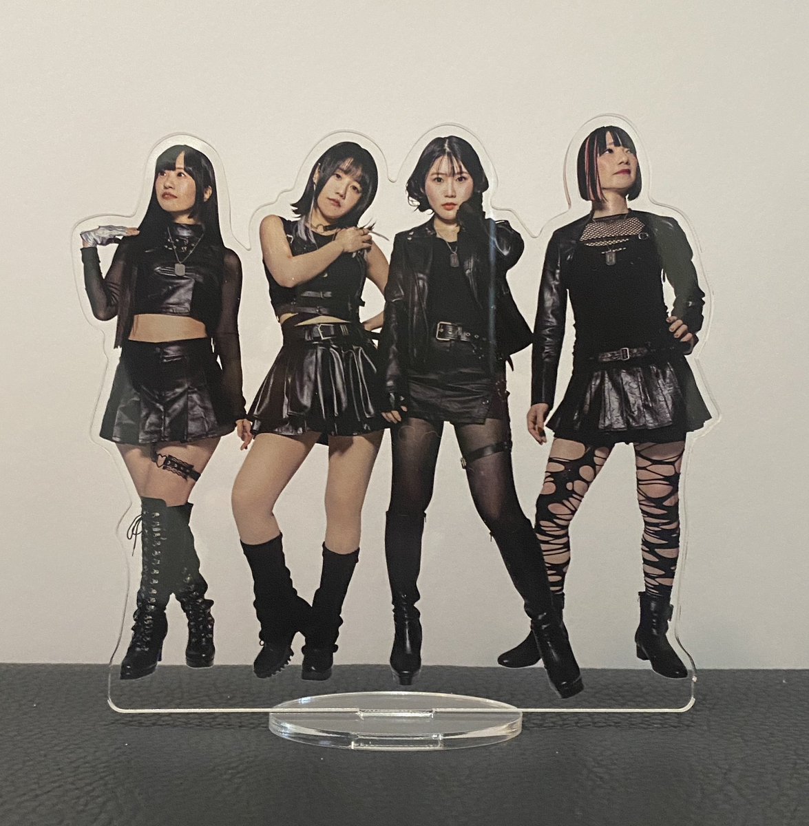 FIRST CONTACT tweet media