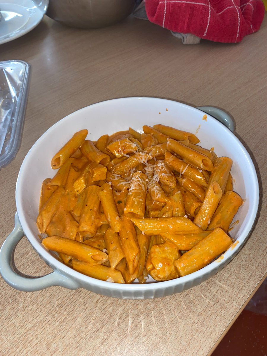 Scoil na Tríonóide Naofa tweet media