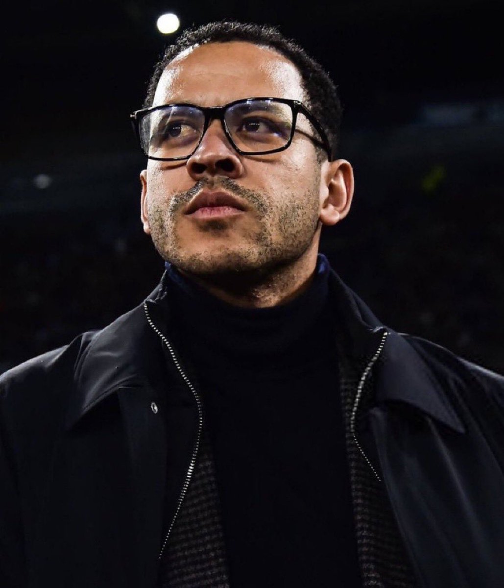 Hámzēe★ tweet media