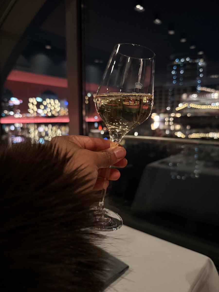 beingnale's tweet photo. Dinner dates 🤏🏽✨ https://t.co/YmkVgHEatf