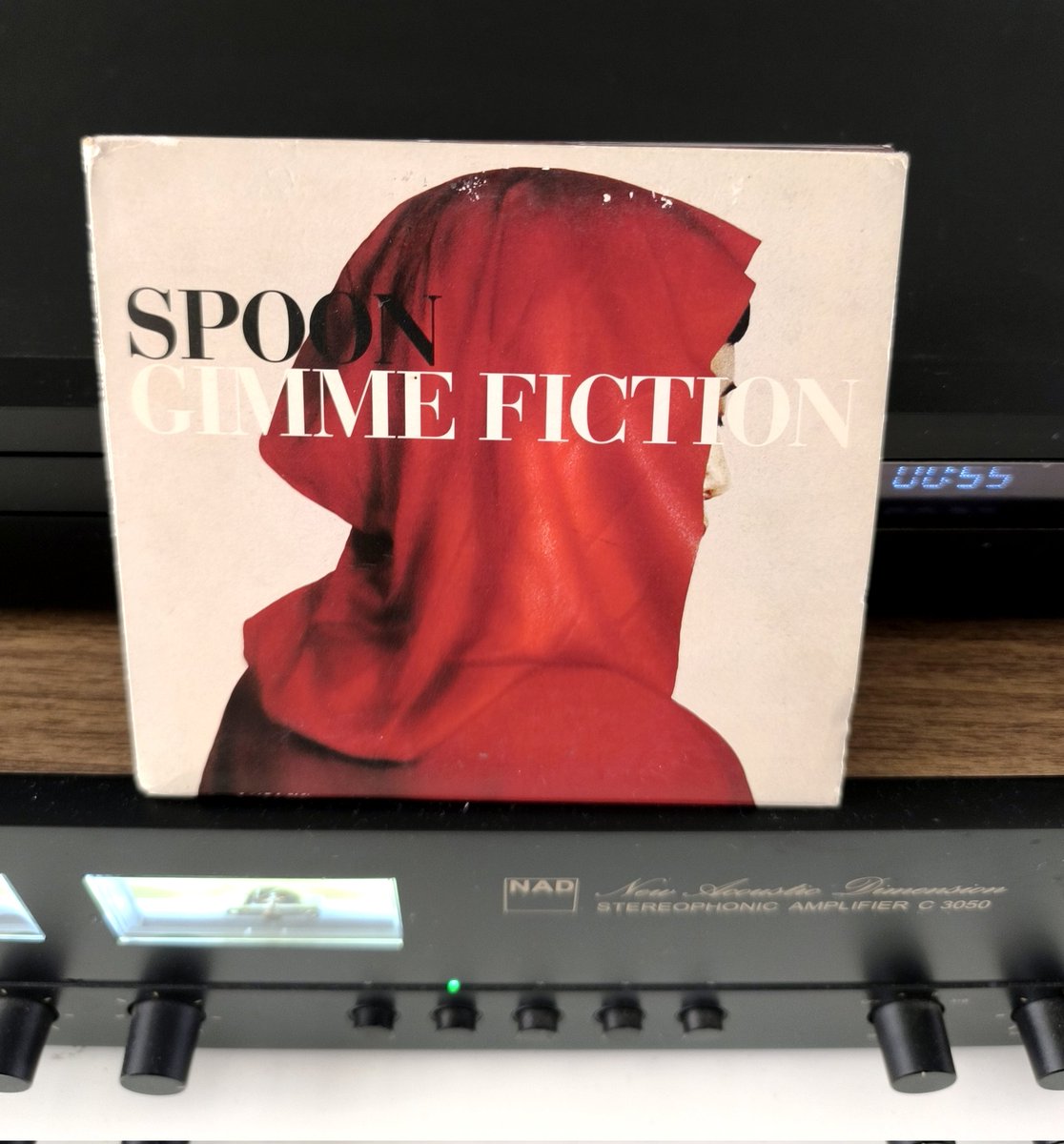 elsotaescala's tweet image. Seria de JUSTÍCIA RECONÈIXER #Spoon com una de les GRANS BANDES de l'#IndieRock USA dels DARRERS ANYS. Ho tenen TOT: CANÇONS, SO, DISCS SÒLIDS i SOSTINGUTS, el PUNT de RISC, enormes DIRECTES... Però el NEGOCI no n'és de just... X a FANS del CLASSICISME ROCK, de #TomPetty a #Wilco