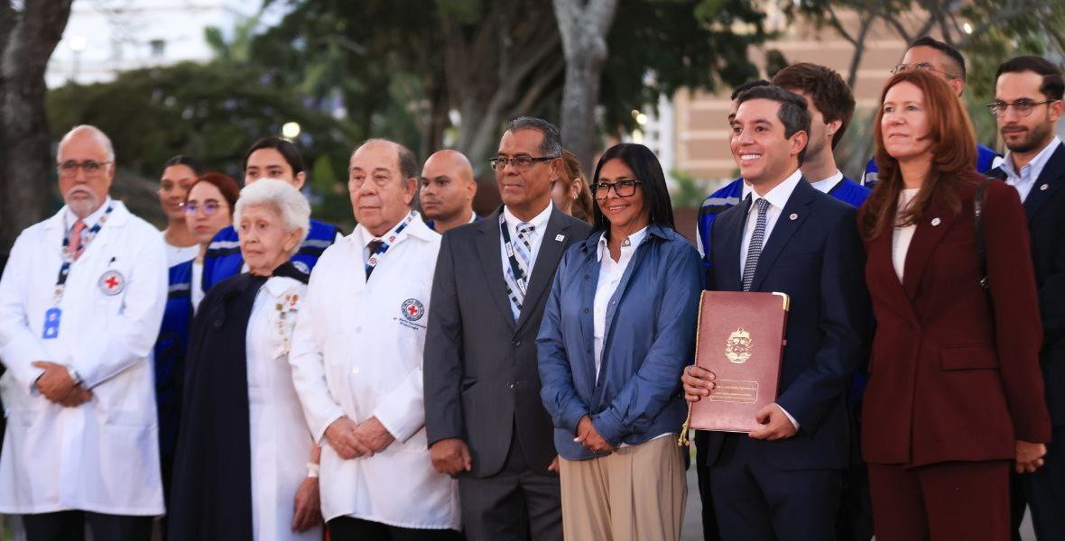 La presidenta encargada de la República, Delcy Rodríguez Gómez, promulgó la Ley de la Cruz Roja Venezolana, este martes, cuando se celebra el Día del Médico en Venezuela y se conmemora el natalicio del doctor José María Vargas.