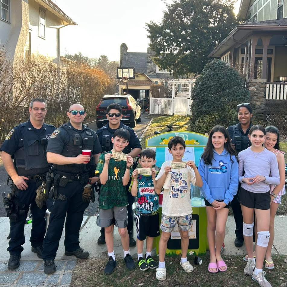 Yonkers Police HQ tweet media