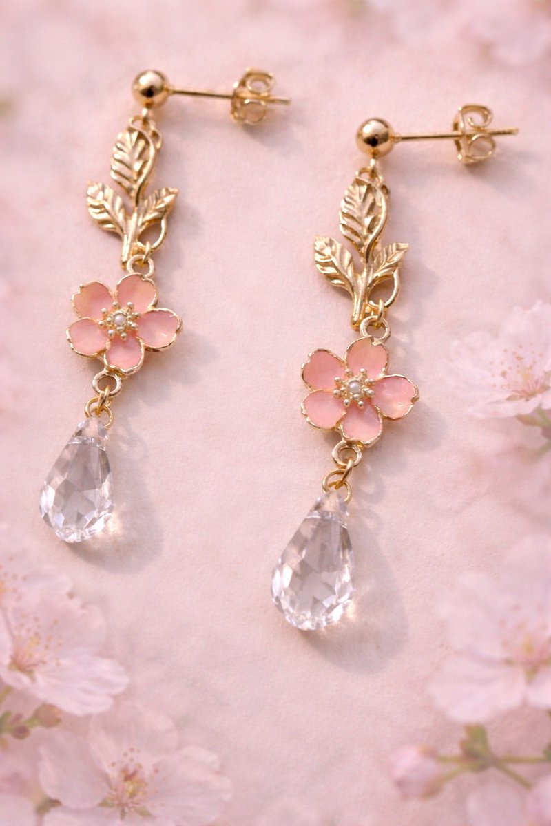 1213Handmade's tweet photo. さくらとしずくのピアス＆イヤリング　２種
いちごの花と果実のピアス＆イヤリング

春らしいステキな商品です
是非複数買いして、20％オフでゲット！
セールも中盤、売り切れる前に手に入れて～

https://t.co/7NmHbCBdDi https://t.co/lKKFZkgCh1