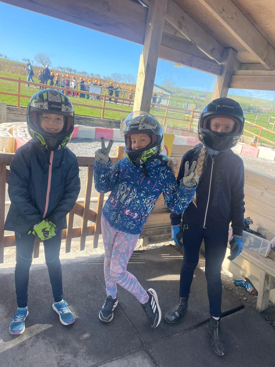 St.Brides Primary tweet media