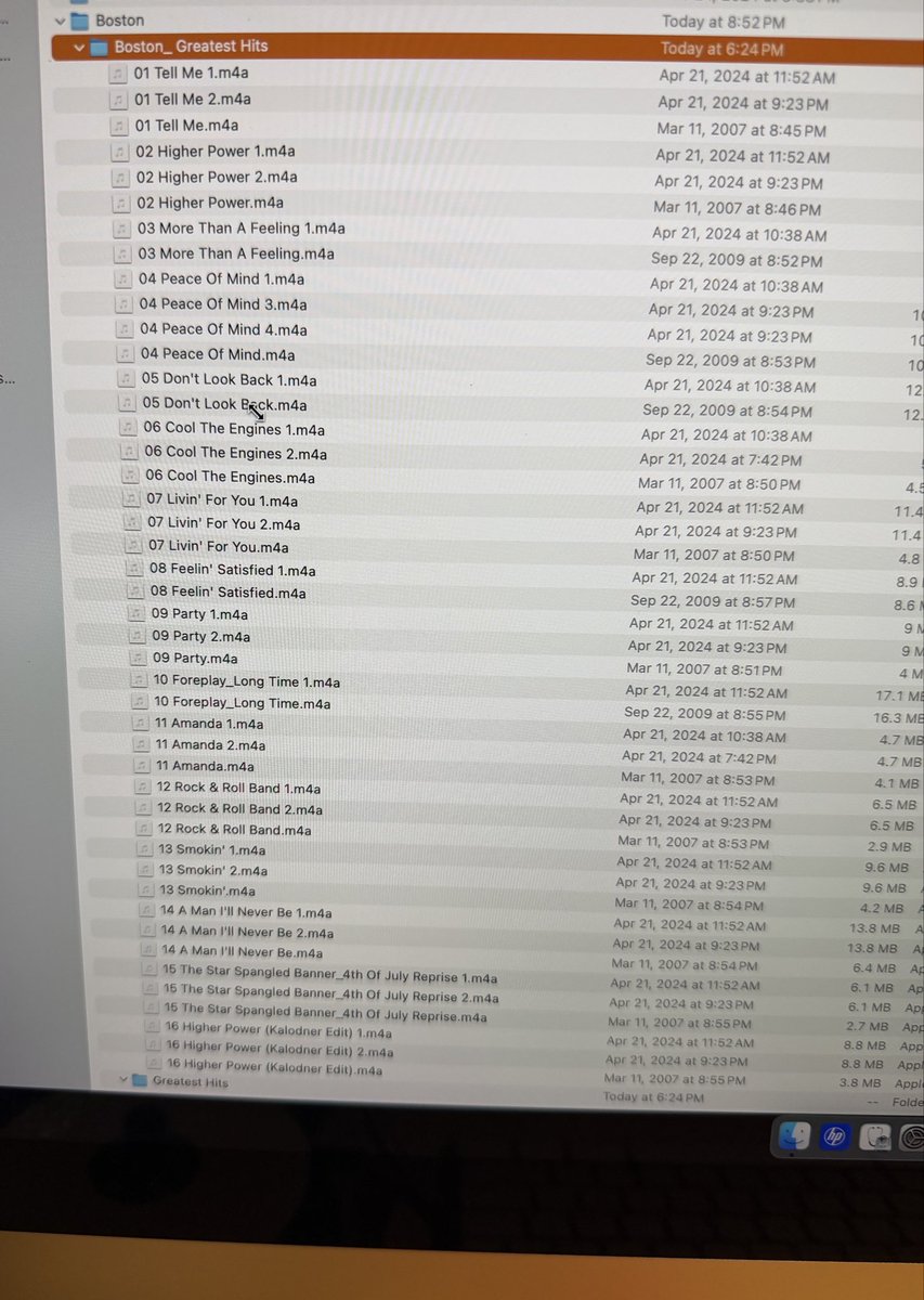 britflix's tweet photo. @AppleMusic if you use Apple Music &amp; download songs to listen off line, ever wonder why you run out of hard drive space? Well it’s because it’s not smart enough to know you’ve already got it in your folder. https://t.co/0VASowPNdQ