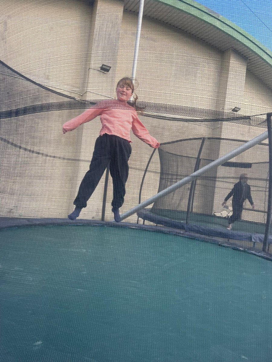 St.Brides Primary tweet media