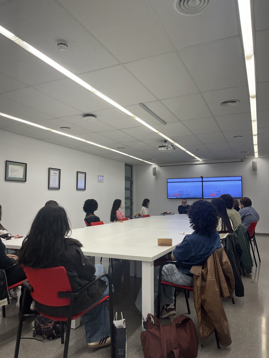 Màster en Edició-UPF tweet media