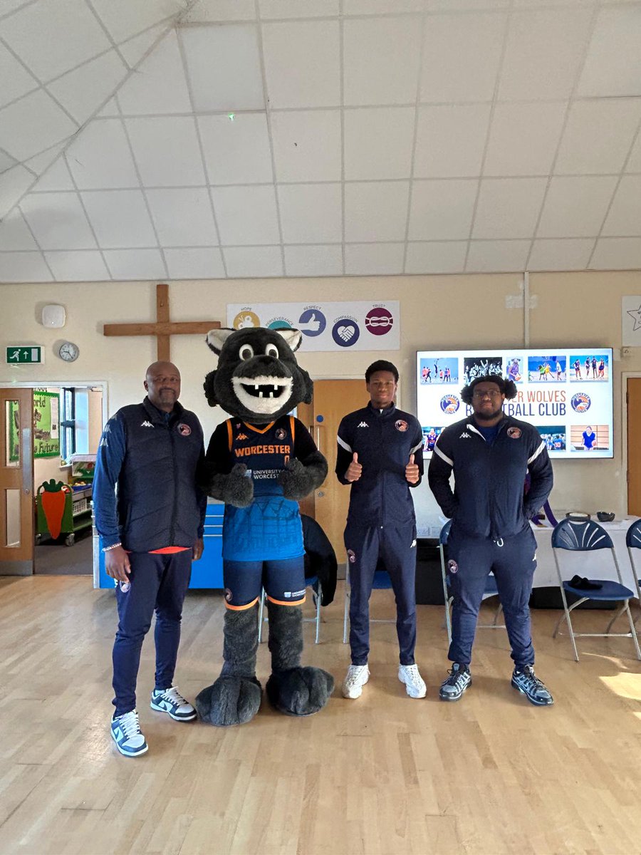 Worcester Wolves tweet media