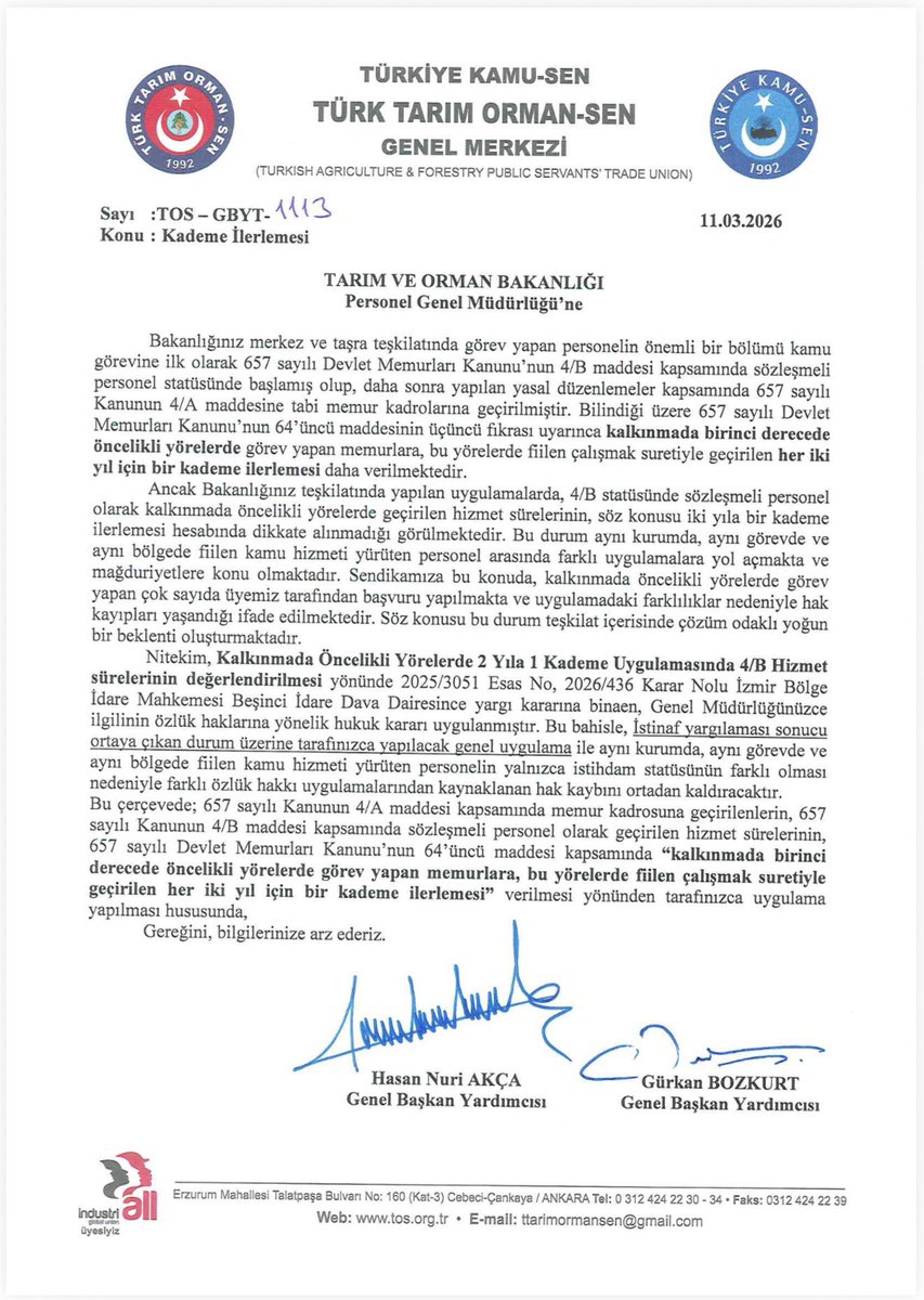 ttosgm's tweet photo. Personel Genel Müdürü Sayın Arslantürk Ziyaret Edildi.

Sendikamız Genel Merkez Yönetim Kurulu olarak Tarım ve Orman Bakanlığı Personel Genel Müdürü Sayın Seyfullah Arslantürk makamında ziyaret edildi. 
Yapılan ziyarette, kalkınmada birinci derecede öncelikli yörelerde çalışanların 4/B sözleşmelilikte geçen sürelerinin hesaplanarak iki yıla bir kademe ilerlemesi işleminin tesis edilmesine yönelik değerlendirme yapılması talep edildi. Bununla beraber, Unvan Değişikliği Sınavı konusunda sınava girecek personellerin taleplerine yönelik değerlendirme yapılması tekrardan dile getirildi. 
Bakanlığımızın personel istihdamı sağlaması konusunda da sendikamızın görüşleri dile getirildi. Akabinde, bakanlığımız merkez ve taşra teşkilatı personellerinin talep ve sorunları üzerine fikir alışverişinde bulunuldu. 
Sayın Genel Müdürümüze çözüm odaklı ilgi, alakası ve misafirperverliği için teşekkürlerimizi sunuyoruz. 

@tarimormanpgm @Seyfullahaslntk @TCTarim @AhmetDemirciTOS @HasanNuriAkca @grknbzkrt1919 @epolat2424 @mustafabuyrukmb